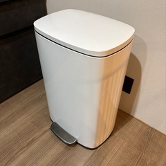 50L 45lゴミ袋対応 ダストボックス　ホワイトの画像
