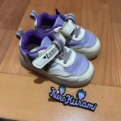 クロミ　クロミちゃん　靴　くつ　くろみ LEDライト スニーカー キッズの画像