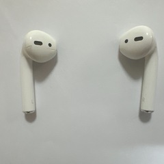 【Apple】AirPods2 ホワイト  使用可能の画像