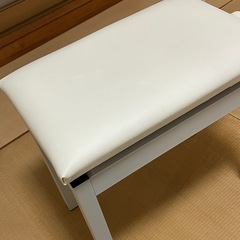 ピアノ　椅子　調整レバー付きの画像