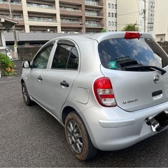 日産マーチ　2012年式　5万キロ