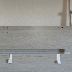 【ネジ穴8ヶ所あいてます】突っ張りラック④の画像