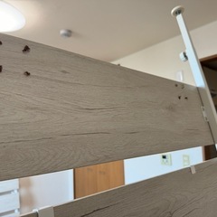 【ネジ穴8ヶ所あいてます】突っ張りラック④の画像