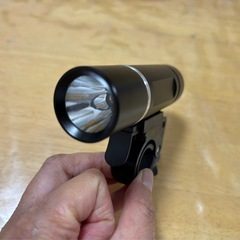 【未使用品】自転車用LEDライト 新品単4電池４本付 の画像