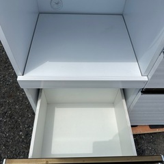 食器棚　キッチンボードの画像