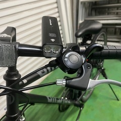 自転車クロスバイク使用期間1年以内　ライト　鍵付きの画像