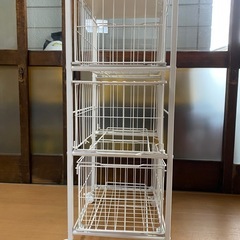 スチールラックの画像