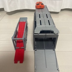 トミカ　キャリアカー　セットの画像