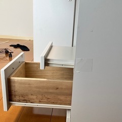 食器棚　ホワイトの画像