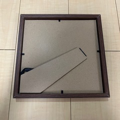 木目調フォトフレーム2点セット／約32×27cm & 約22×22cm／透明板なし／大阪・西成区手渡し限定の画像