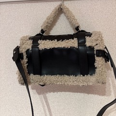 ZARAショルダーバッグの画像