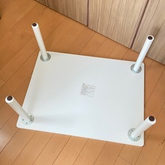 ニトリ 簡単に脚を外せるローテーブル 白 シンプル 長方形の画像