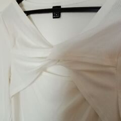 SHEIN  長袖　トップス　未着用品の画像