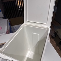 ゴミ箱の画像