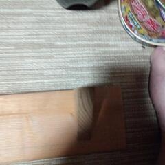 壁付小物棚の画像