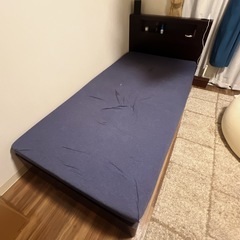 シングルベッドの画像