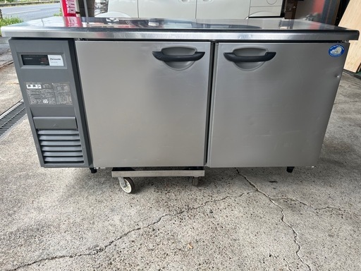 2020年 Panasonicテーブル形冷蔵庫 328L