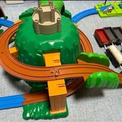 トーマス車両、レール、どきどきマウンテンセットの画像