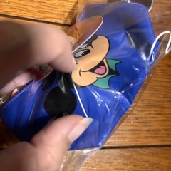 ディズニー　ミッキー　三角ミニポーチ　の画像