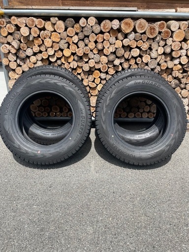 スタッドレスタイヤ