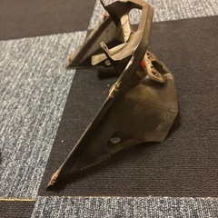 シグナス　2型　純正リアフェンダー　カット済みの画像