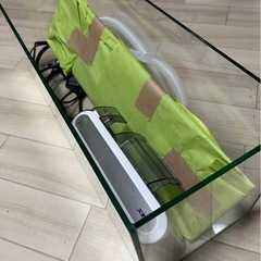 ガラス製の水槽
　の画像