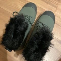 ワークマンダークグリーン ファー付き ハイカットレインブーツ　LLサイズの画像
