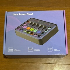 限定1名❣️ 新品未使用品✨️ ゲーミングオーディオミキサー オーディオインターフェース ミュート ボイスチェンジャー PC/PS4/PS5対応 ゲーム用オーディオミキサー ポッドキャスト ミキサー48V ファントム電源 RGB機能付き XLR接続 ボイスチェンジャーボタン カスタム効果音 配信 実況 (ブラック)の画像
