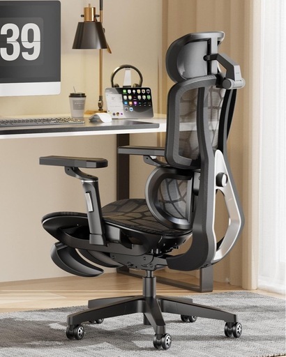 決まりました！最終価格！限定1名大特価❣️新品未使用品✨️AutoFull オートフル ゲーミングチェア オフィスチェア オットマンあり