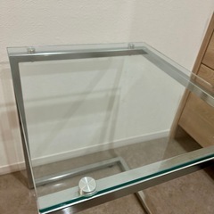 【美品】ガラスサイドテーブルの画像