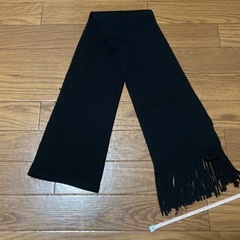 【ユニクロ】マフラーの画像