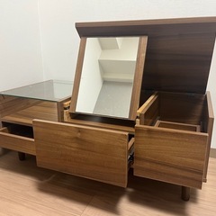 LOWYA ドレッサーテーブルの画像