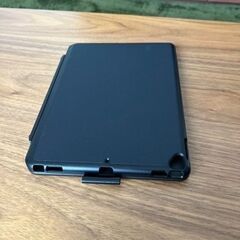 iPad 10.2インチ ケース付きキーボードの画像