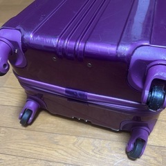 キャリーケース
の画像