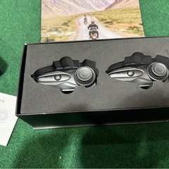 （引き渡し決定）高性能バイク用インカム　二台セット　美品の画像
