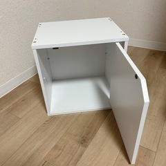 カラーボックス　白　収納ボックスの画像
