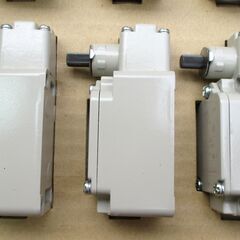 ☆ 山武 YAMATAKE 1LS1-J 汎用コンパクト形リミットスイッチ 7点セット◆堅牢構造・使用範囲の広い汎用タイプの画像