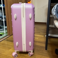 ピンクMサイズ🩷キャリーケースの画像