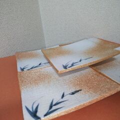 新品未使用　有田焼　銘々皿　貝山窯　小皿　取り皿　幅12.2㎝×11.2㎝の画像