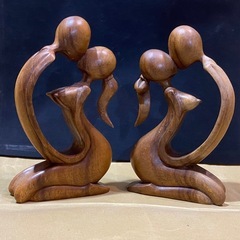 木製カップル彫刻 約25cm 東南アジア　バリ島の画像