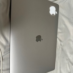 【美品・外装に小キズあり】MacBook Pro 16インチ（2019）Core i7/16GB/512GB Radeon Pro 5300Mの画像