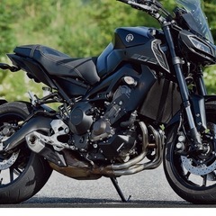 YAMAHA MT-09 MT09 大型バイク　GSX-S1000 GSX-S750 Z900RSの画像
