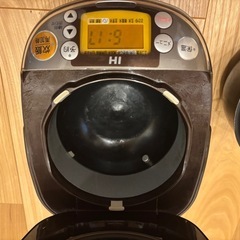 象印　3号炊き炊飯器の画像