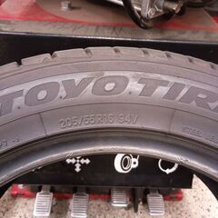 バリ溝 2024年 205/55R16 Toyo 夏ﾀｲﾔ 2本 組み換え作業可能の画像