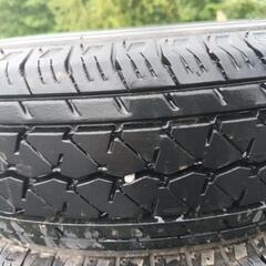 。現物確認お願い致します。ヨコハマタイヤ夏用冬用タイヤ145Ｒ12   6PR軽トラの画像