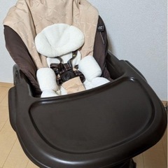 コンビ　ネムリラ ベディ BEDi 電動ハイローチェアの画像