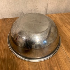ステンレス製ボウル　30cm
の画像