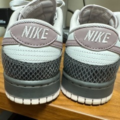 NIKE DUNK LOW SE スネーク 24.5cm の画像