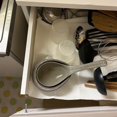 食器棚の画像