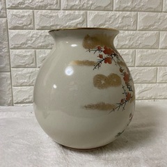 九谷焼　紅梅画　花瓶　玉竜作　 花器 フラワーベース 陶器 インテリアの画像